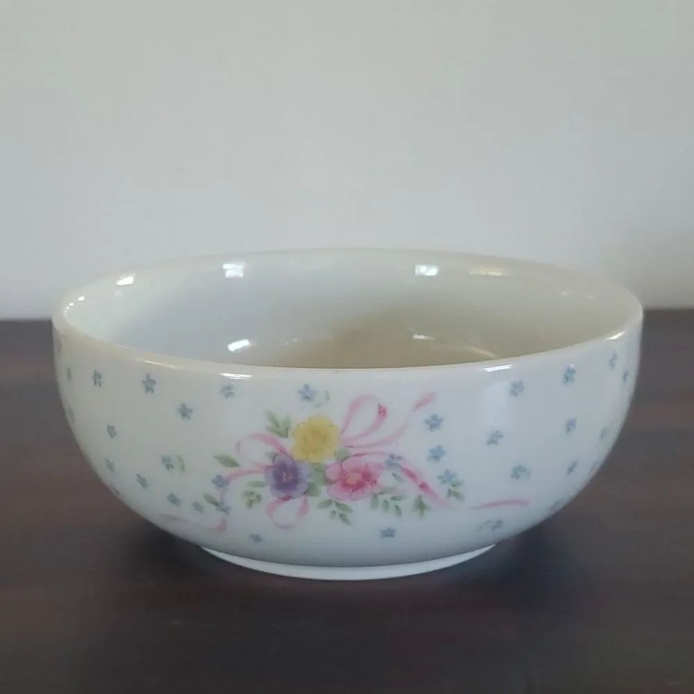 Very Pretty Vintage 1993 FTD Floral Ceramic Bowl Dish